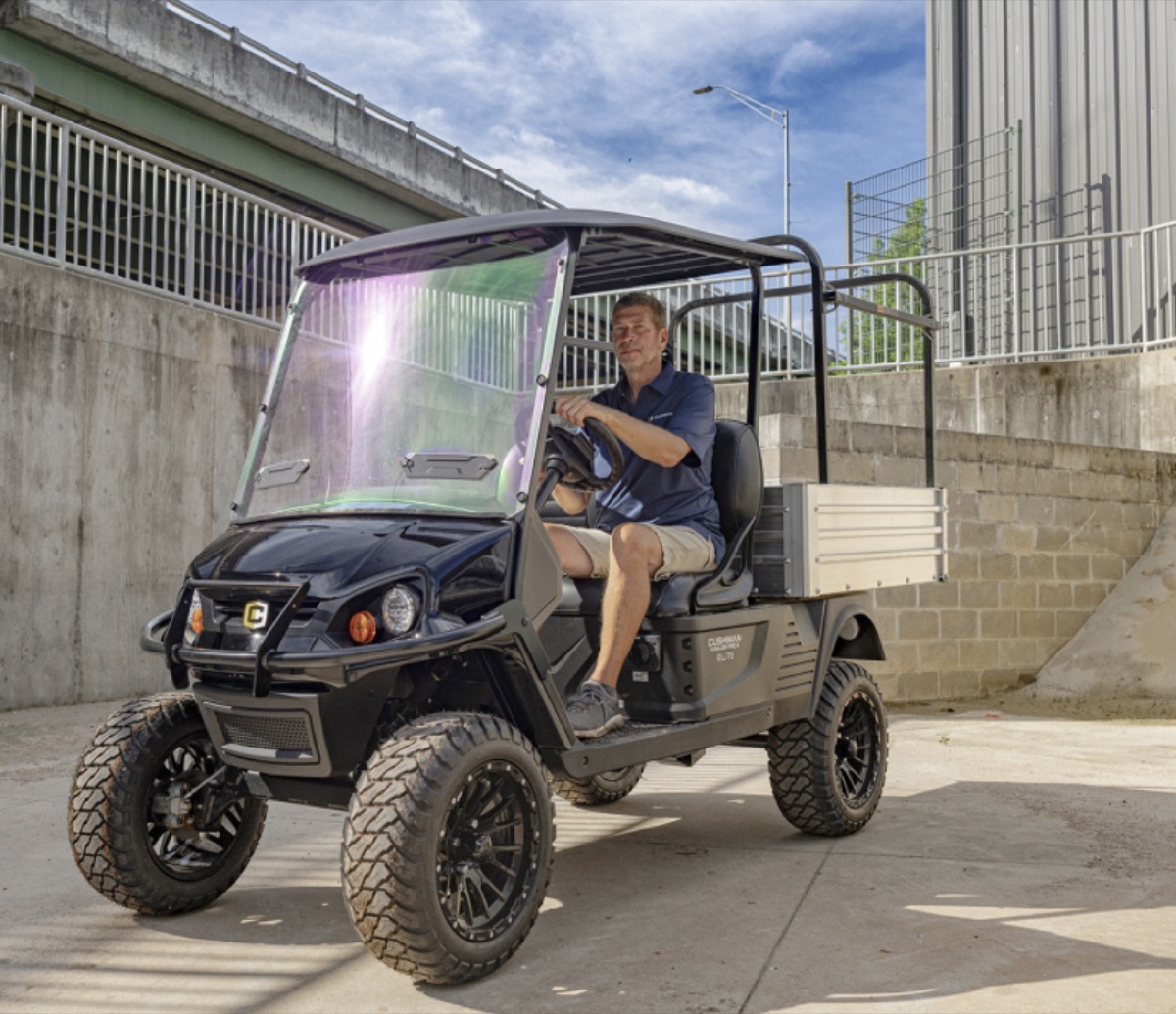 Cushman Hauler 1200X