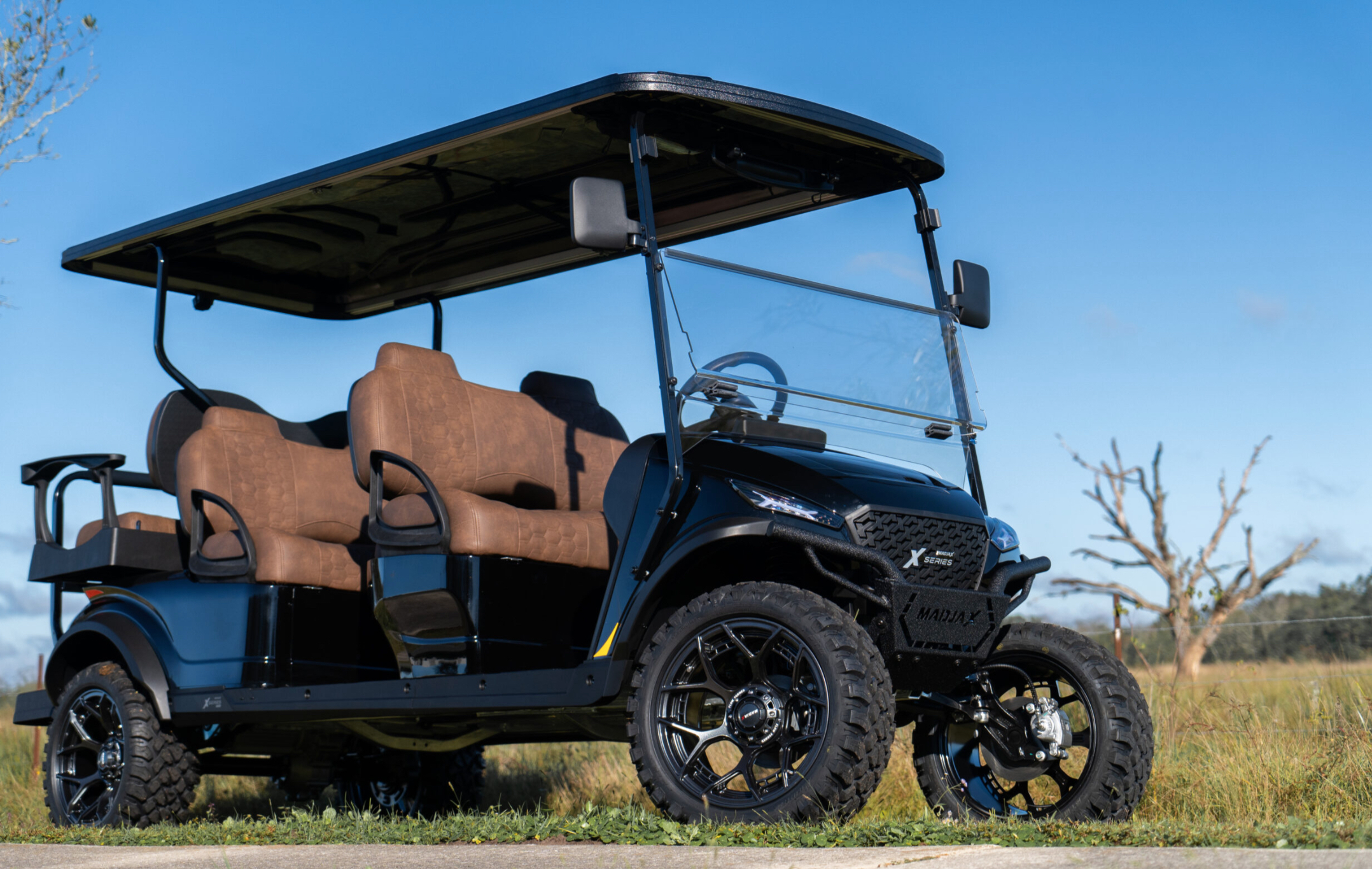 MadJax XSeries X6 rear seating and storage